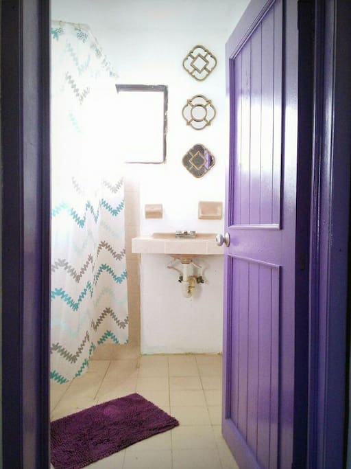 Small bathroom with Shower