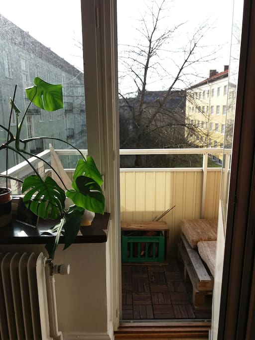 balcony whit sun from 14.00-night