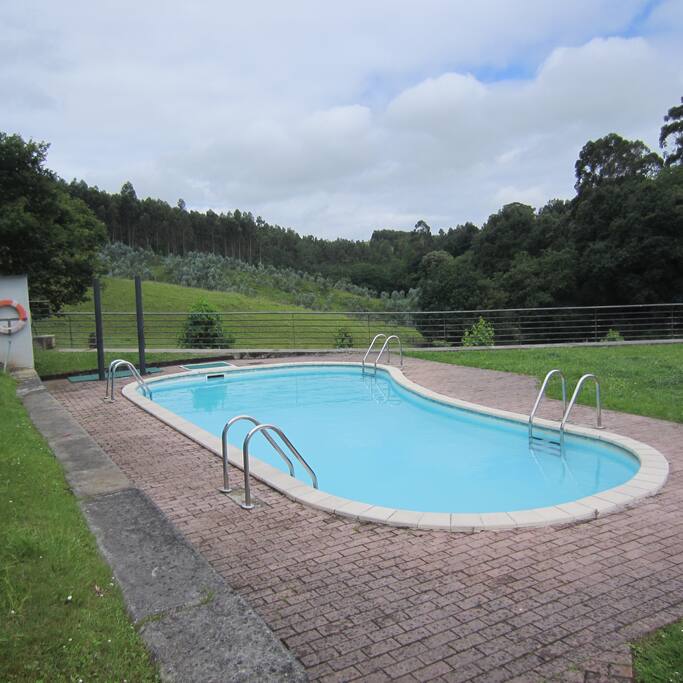 piscina comunitaria