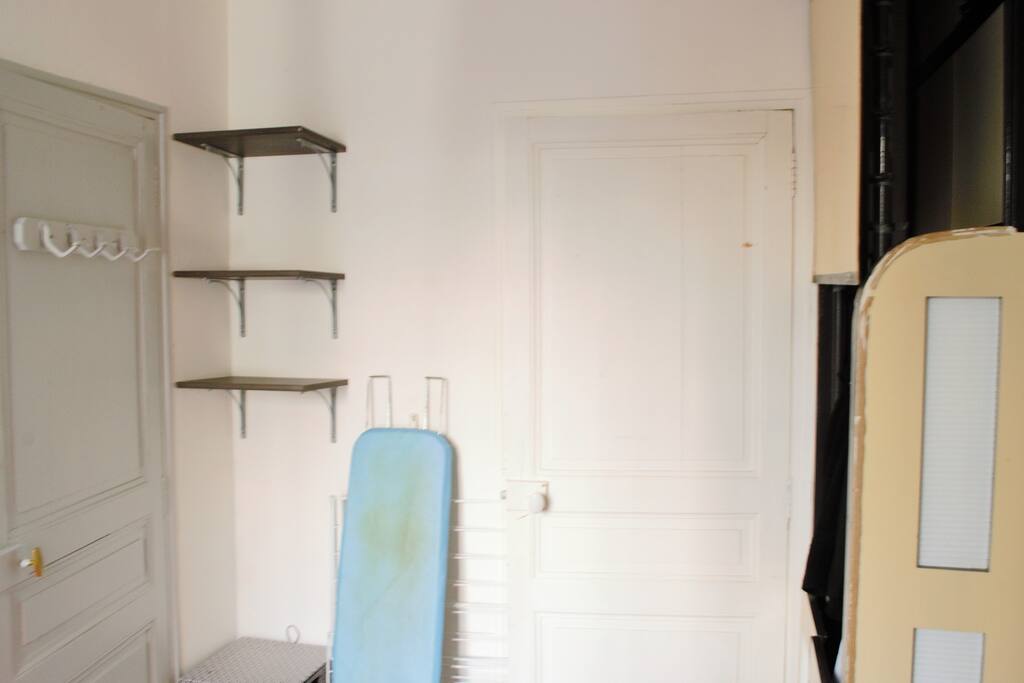 Chambre+porte salle de bain
