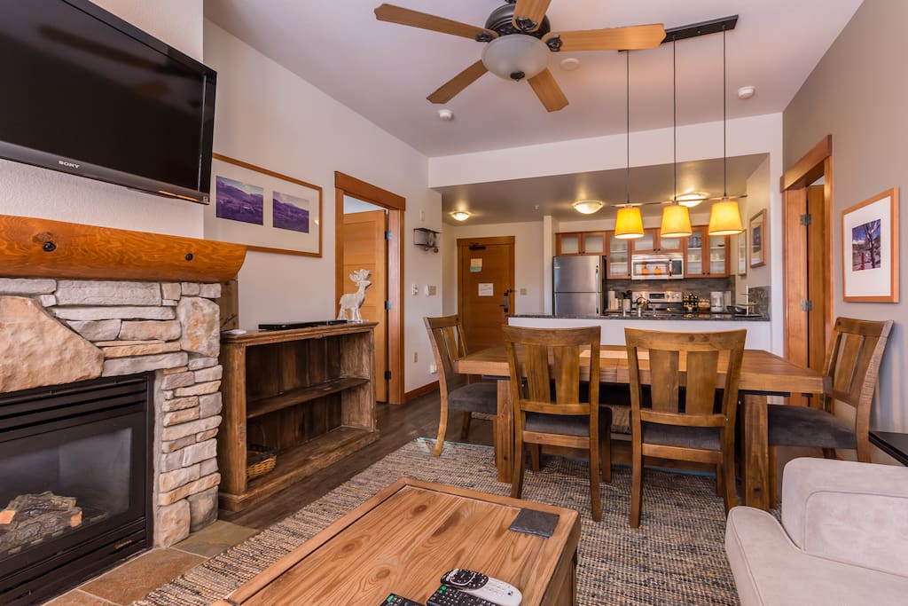 Enjoy a cozy living room after a day on the slopes.
