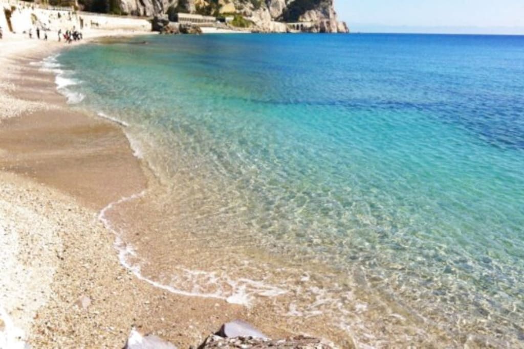 Crystal waters in Pietra Ligure
