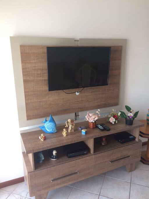 Living con TV, HD con cable, wifi