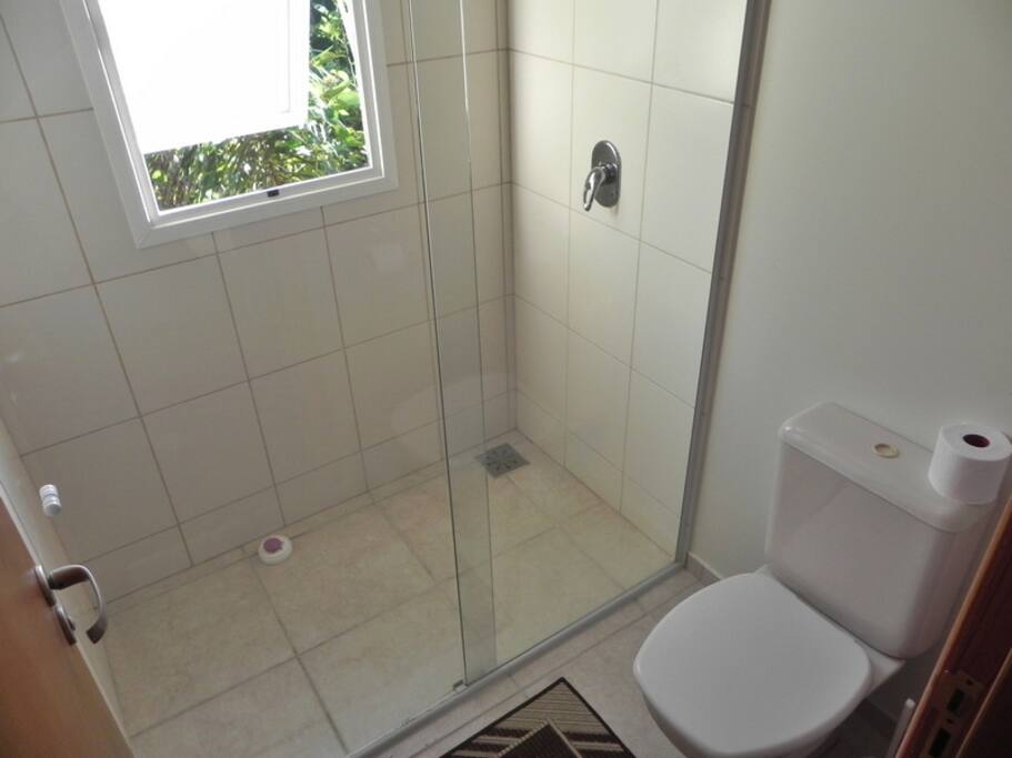 Ducha com aquecimeto solar privativa