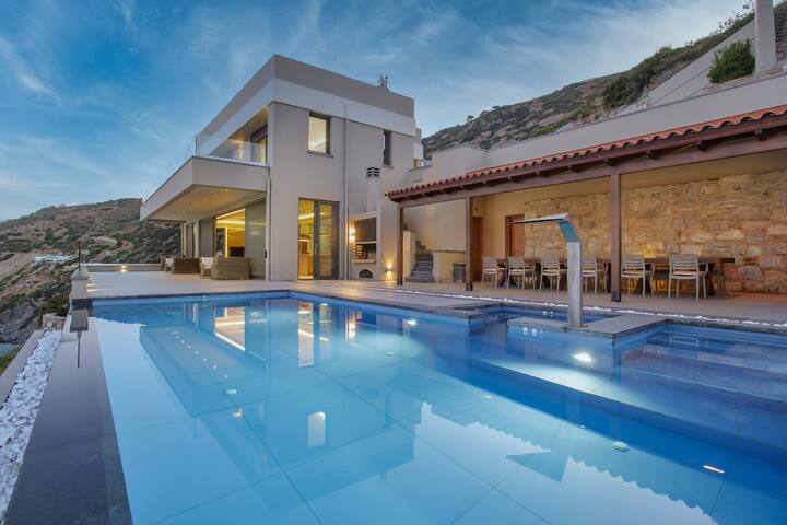 Amfitriti Luxury Villa – The Heart of Crete❤️ gallery image 4