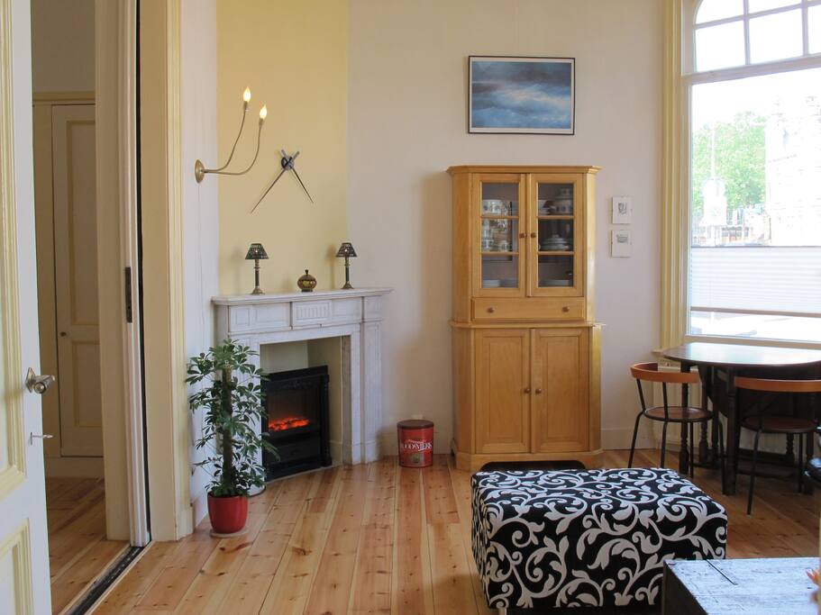 woonkamer met sfeerhaard