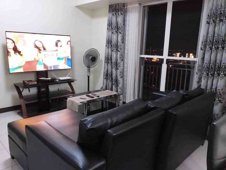 2br 2bath 2balcony Condo W/free Parking & Netflix - Ortigas Center