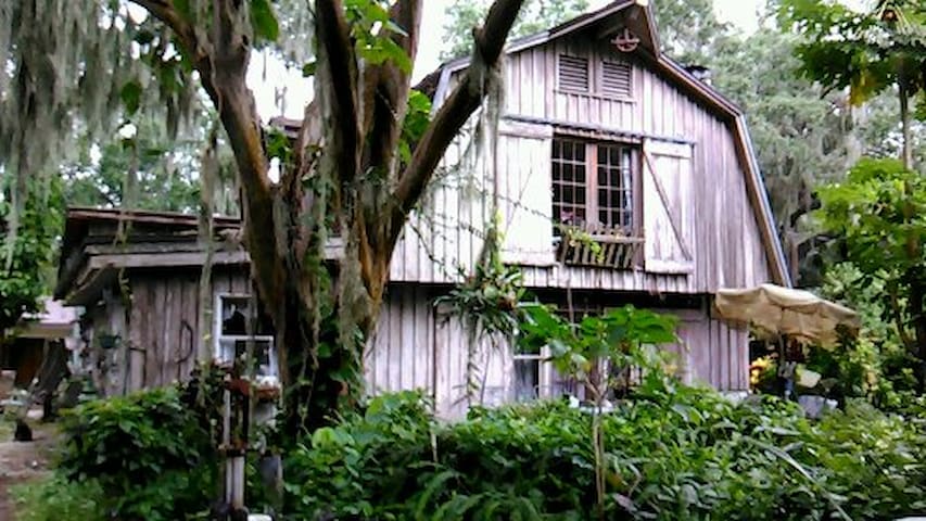 The Barn
