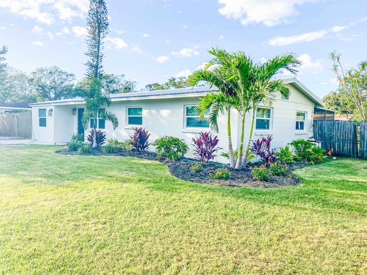 Sarasota Oasis Houses for Rent in Sarasota, Florida, United States