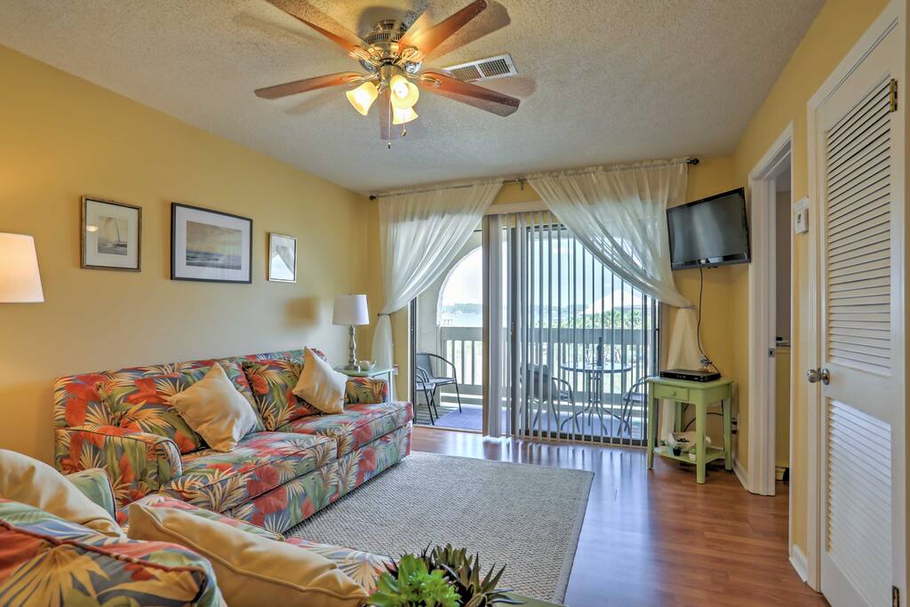 Vibrant hues and natural sunlight create a bright and cheery feel throughout.