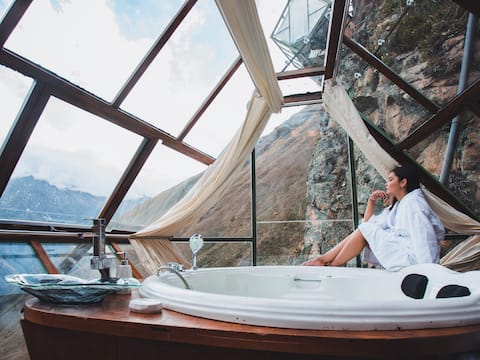 Capsula Vertical Sky Suite