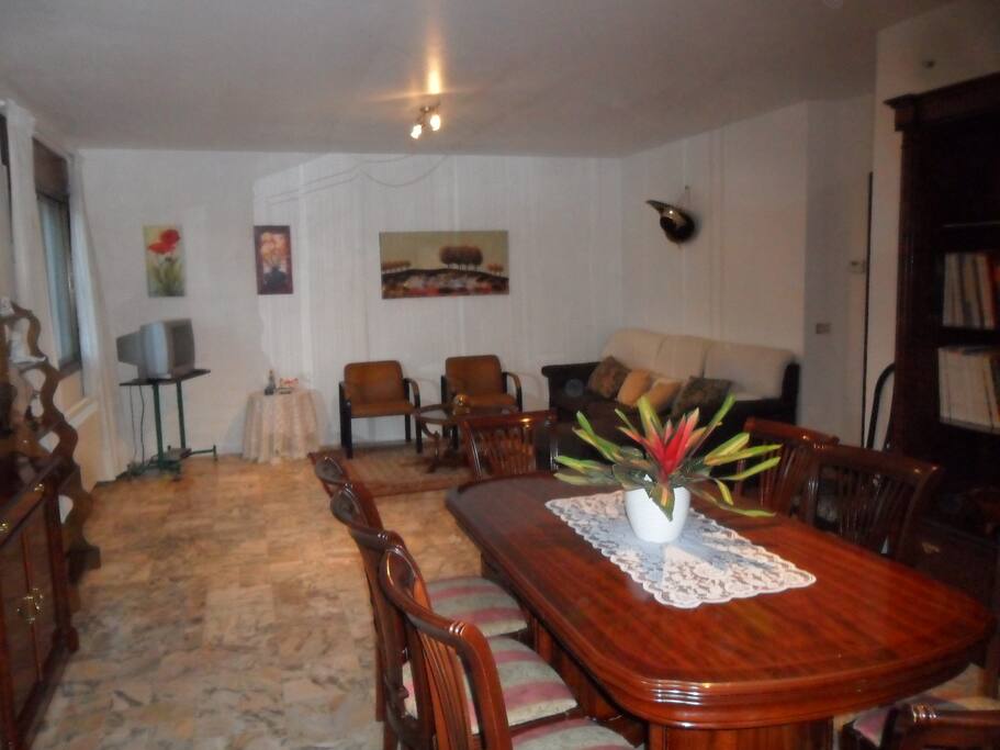 COMEDOR Y SALÓN