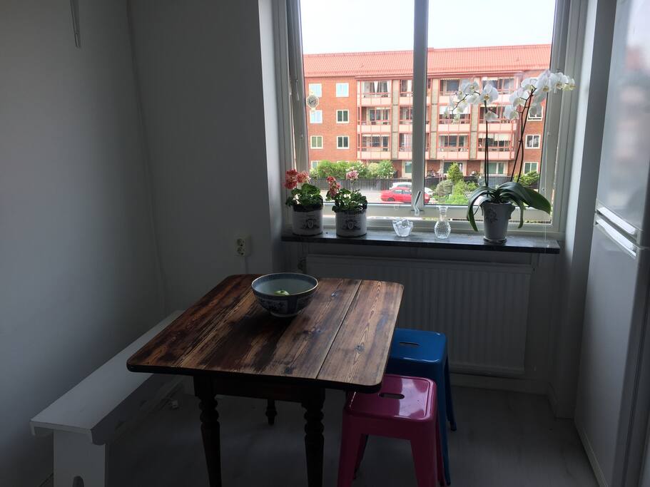 Kitchen table with a great outdoor view