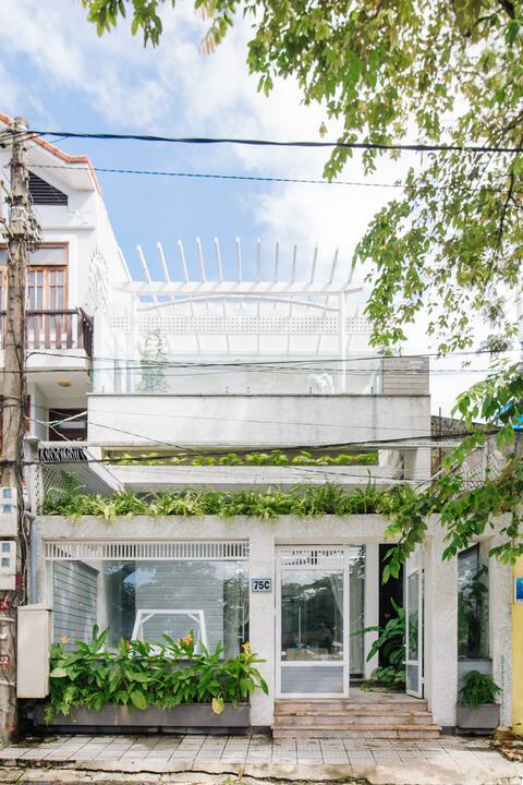 Green House | 2 Master Bedrooms | City Center.