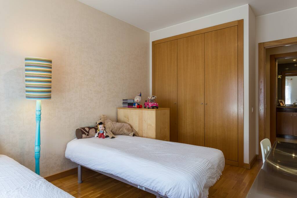 The twin room