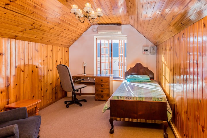 Letto singolo e studio