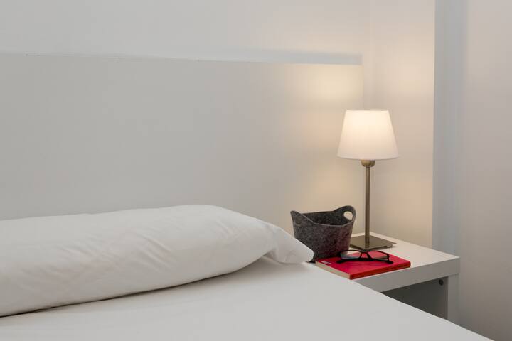 Two Bedrooms Apartment Steps From Subway Station in BCN Center gallery image 4