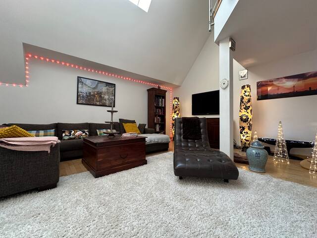 X-large Lifestyle Loft in Prime City Location gallery image 4