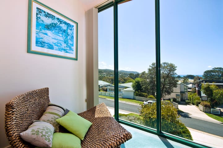 The Views Lorne gallery image 3