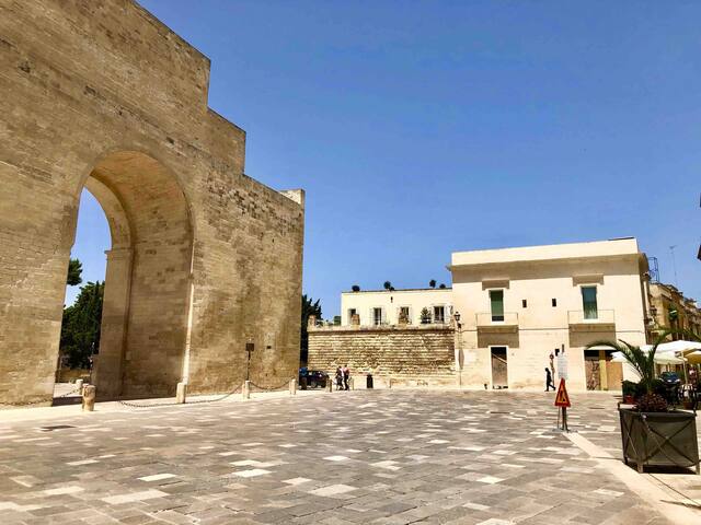 Lu Leccio. Suite Apartment with terrace gallery image 3