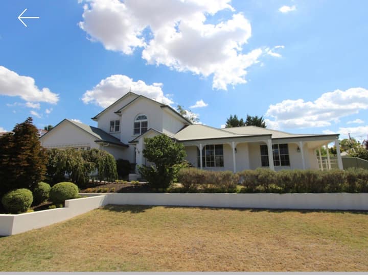 Bathurst Holiday Rentals & Homes New South Wales, Australia Airbnb