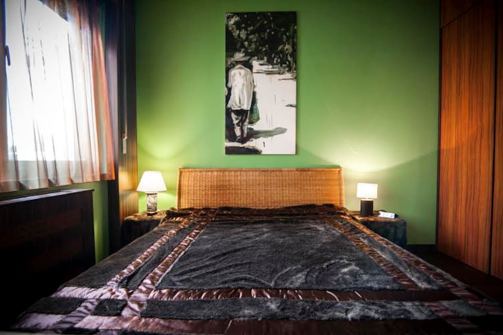 King size double bed