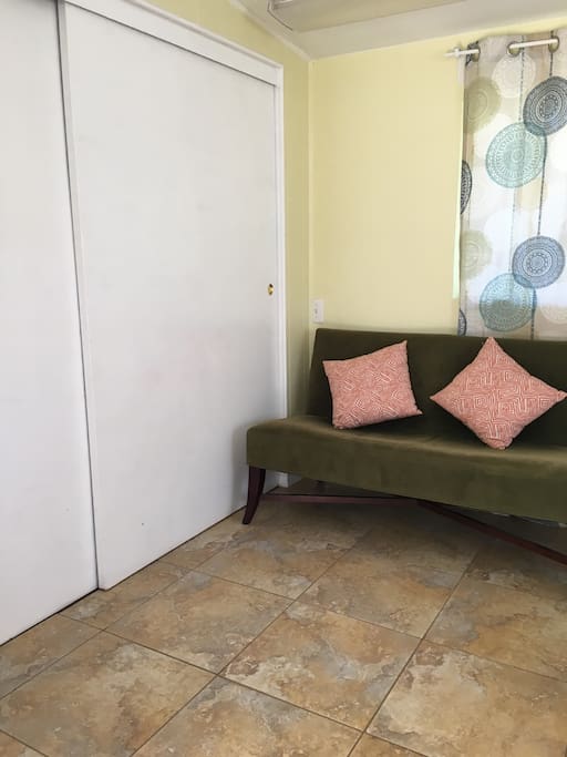 Mini sofa