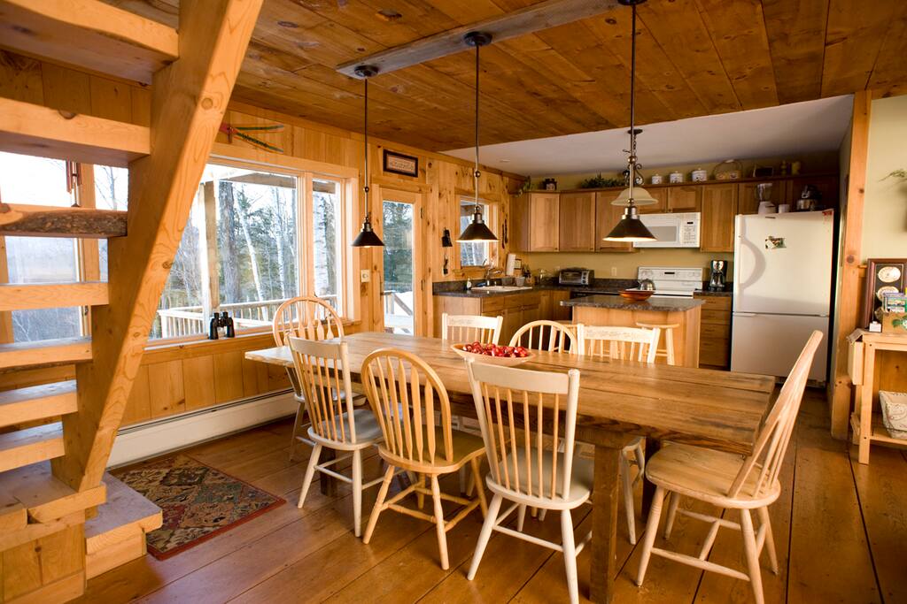 Kitchen /Dining area