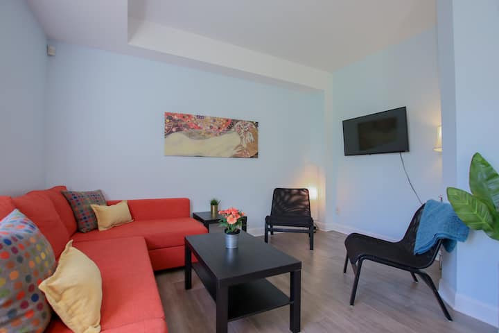 Gorgeous, Large 3 Bed Downtown With Parking - Ottawa