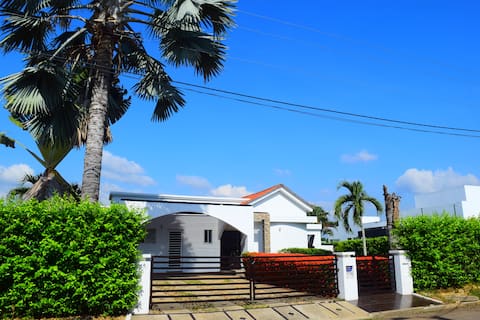 Cozy country house in Carmen de Apicalá