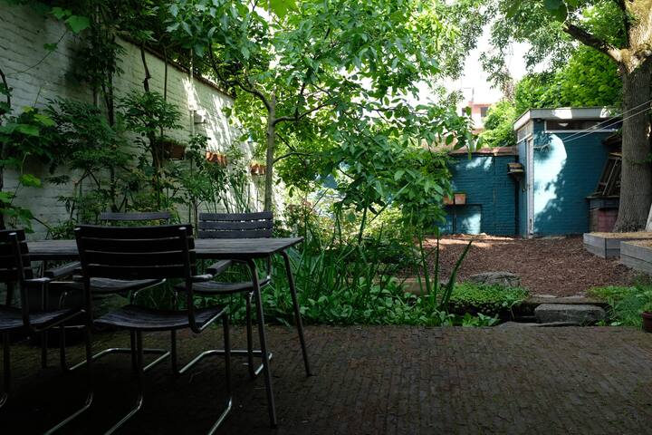 Big and beautiful house at Citadelpark gallery image 3