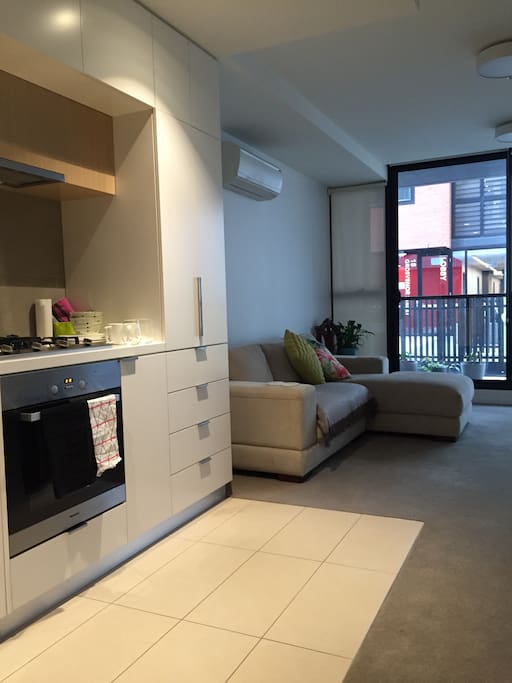 kitchen and lounge