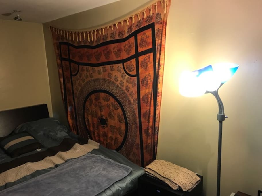 Includes tapestry and hi-fi system
