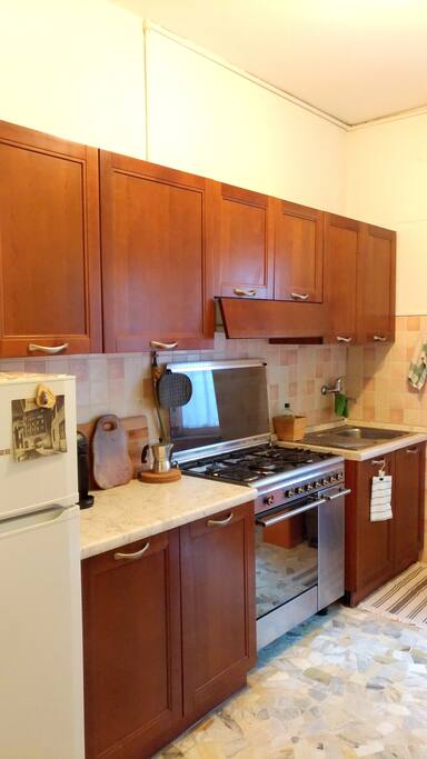 Fully equipped kitchen