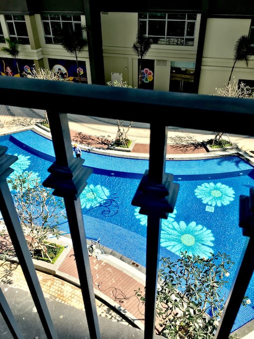 Nice smooth swimming pool