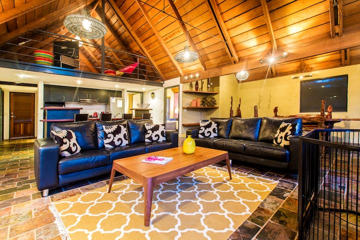 Whalers Cove Villas, Villa Superior gallery image 2