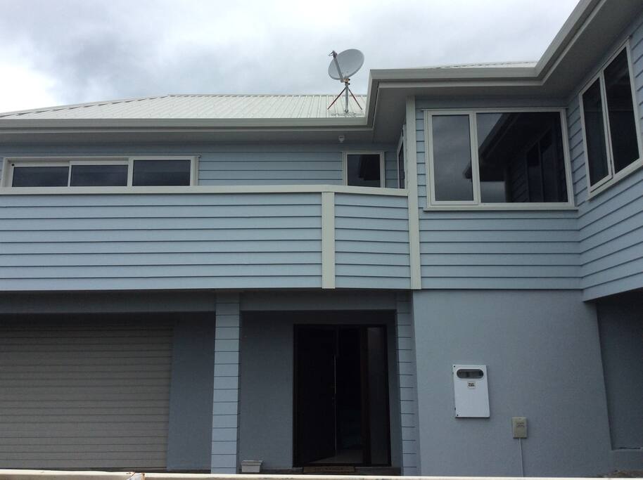 Upstairs room ,own entrance