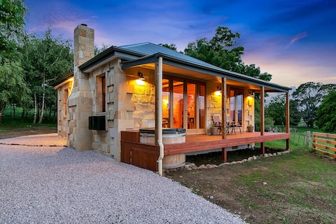 Blackwood Park Cottages - Ariel Cottages