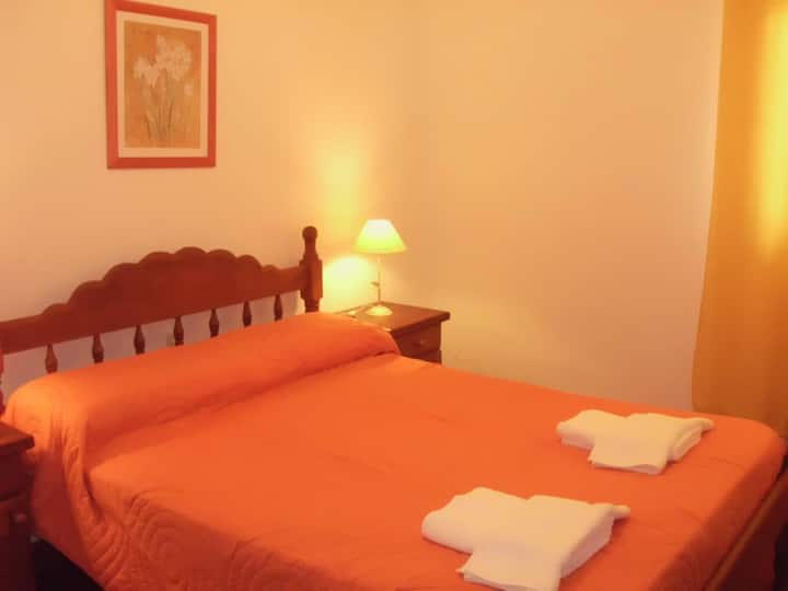 Casa Cálida Y Cómoda En Salta- Macrocentro - Salta
