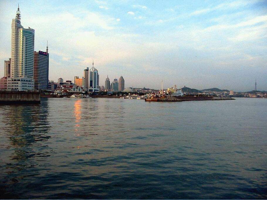 出了家5分钟到海边,小青岛美景立刻展现眼前