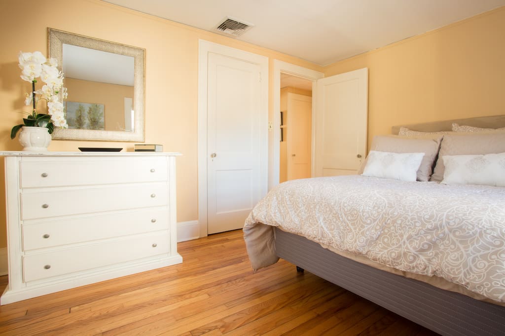 bedroom1