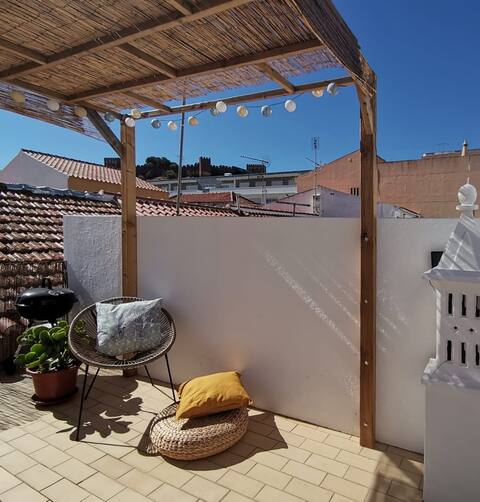 Algarve house, sun, patio, terrace and barbecue