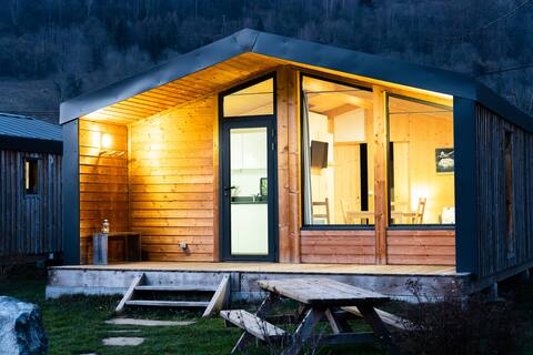 Nature and Wood Cottage