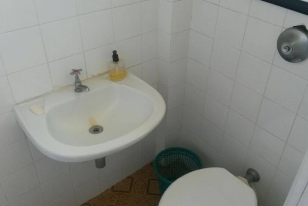 banheiro 2 / area de serviço