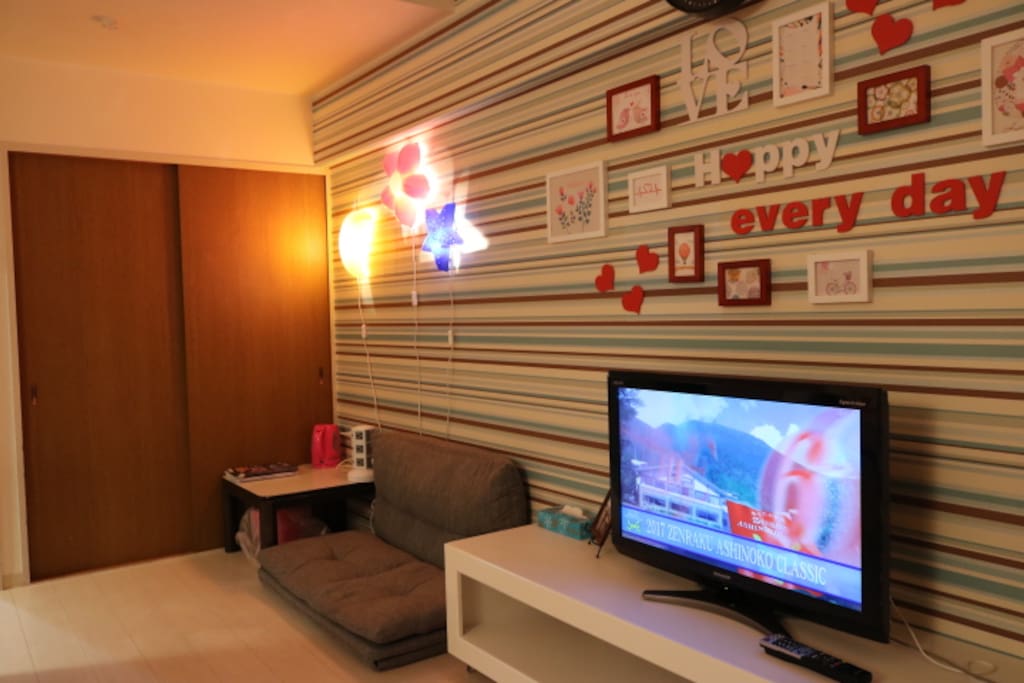 ★Living room★
Kitchen
Air conditioner