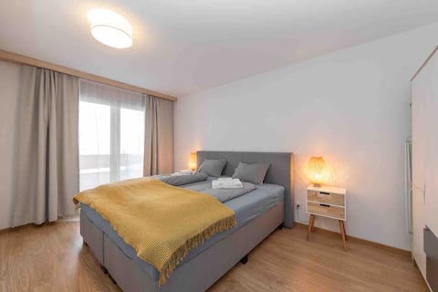 Modern apartment in the center + free parking