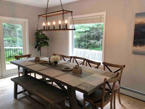 The Mighty Oaks modern house Bar Harbor Acadia MDI