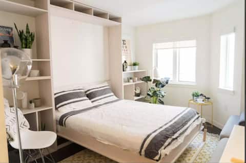 modern fully furnished one bedroom apartment