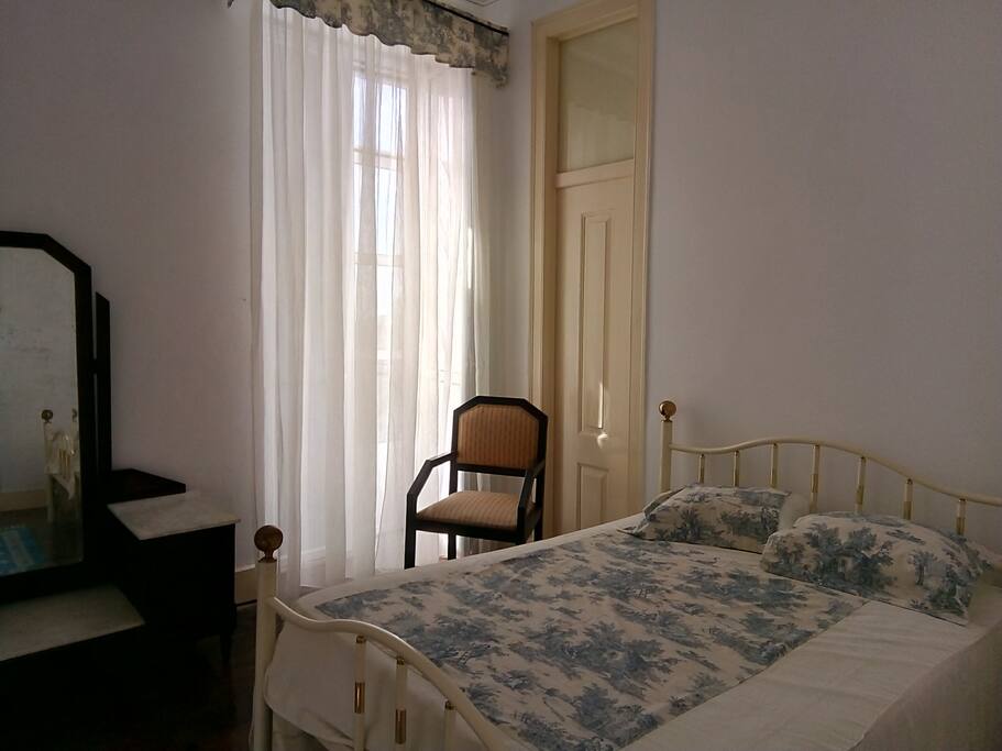 Quarto Azul - cama casal