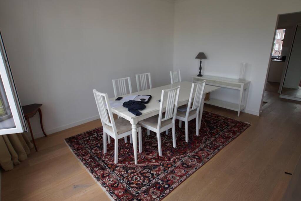 Dining area (part of open plan sitting room)